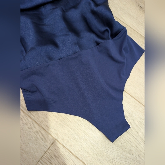 NWT House of Harlow 1960 Midnight Blue Satin Bodysuit - Picture 3 of 8